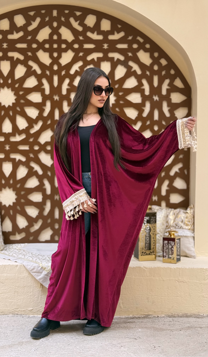 Velvet Kaftan – Statement Sleeves