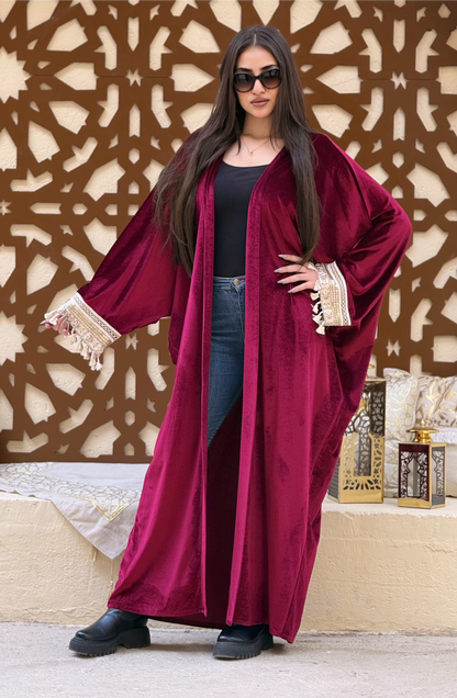 Velvet Kaftan – Statement Sleeves