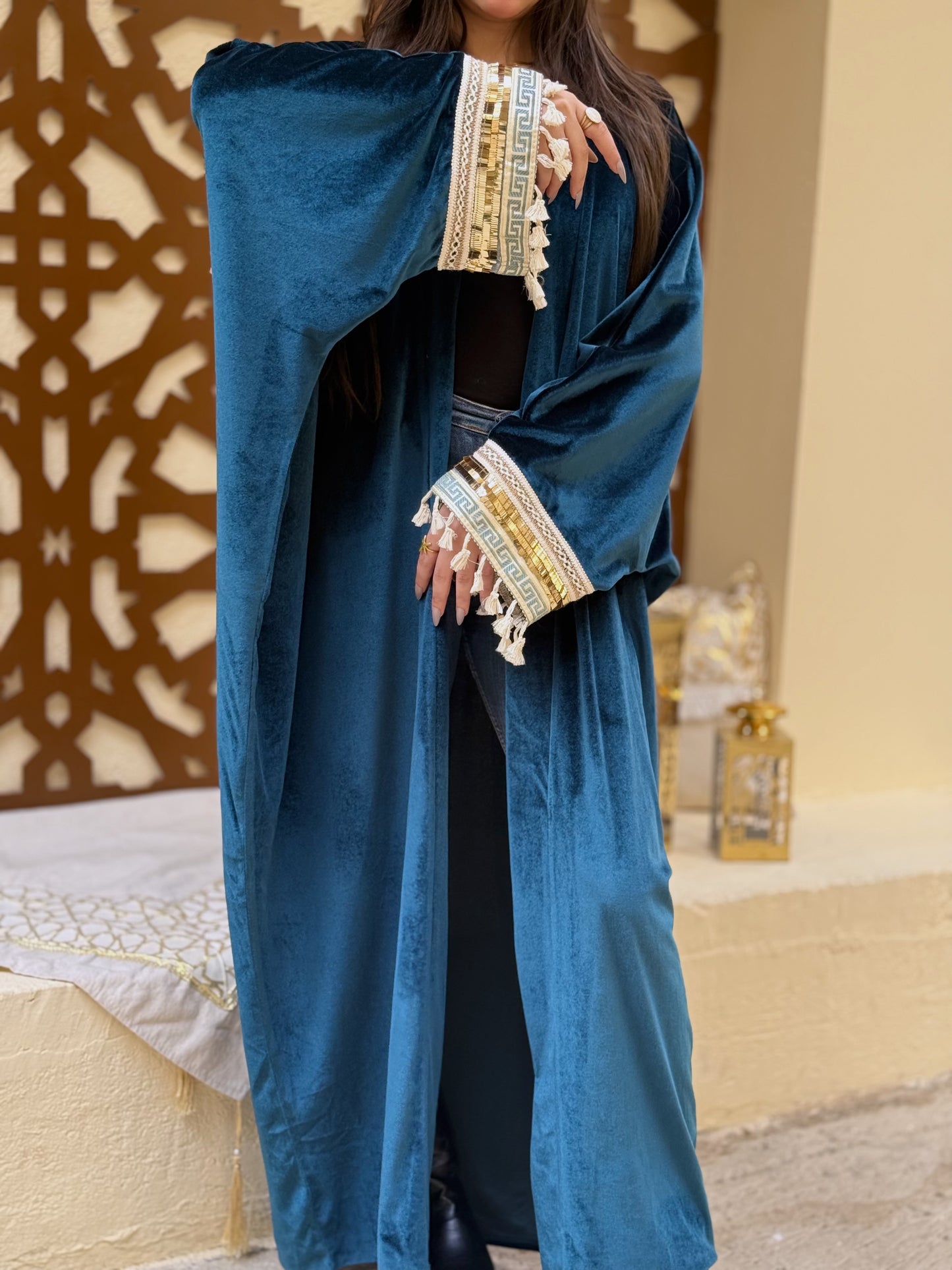 Velvet Kaftan – Statement Sleeves