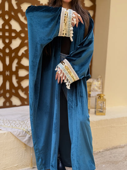 Velvet Kaftan – Statement Sleeves